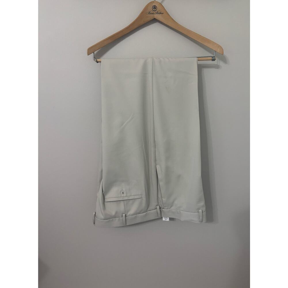 Ben Hogan Performance golf pants,khaki size 40 X 32, lightweight polyester